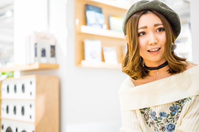 ユーザーインタビュー こんなに旅をするようになるとは思っていなかった カメラマン 鈴木サラサさん すごい旅人求人サイト Sagojo サゴジョー